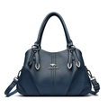 Borsa a mano blu scuro in morbida ecopelle con tre tasche e trama a grana di litchi - Blu