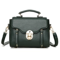 Retro dark green pebbled leather handbag with gold buckle and adjustable strap - Green