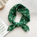 Foulard en coton vert avec motif floral blanc et orange pour femmes - Branche de Fleur à Quatre Feuilles Vert