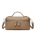 Bolso tipo caja café caqui en cuero texturizado con doble cremallera plateada elegante - Caqui claro