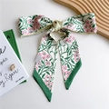 Satijnen zijden lint met vintage bloemenprint in groen en crème met een mooie strik - 125cmx7cm / Berghandmadeliefje