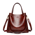 Borsa tote in pelle verniciata marrone scuro con logo a canguro e tracolla regolabile - Borgogna
