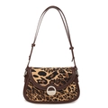 Schicke Satteltasche mit Leopardenmuster, dunkelbraunem Lederbesatz und Schnalle - Braun