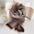 Sciarpa in maglia a onde marroni e bianche per l'inverno con bordi a costine - 30x175cm / Onda di Fulmine Marrone (1Y)