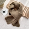 Short brown knit scarf with vintage label on textured tray for cozy winter warmth - 18*155cm / Brown