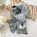 Sciarpa grigia a spina di pesce in maglia con patch bianca e trama morbida - 20*155cm / Grigio
