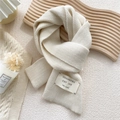 Creamy beige knitted scarf featuring a herringbone pattern and rectangle patch detail - 20*155cm / Beige