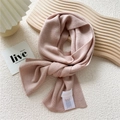 Long knit scarf for women in dusty pink color with a minimalist brand label - 22x150cm / Pink