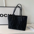 Minimalist black tote bag with unique pleated texture and slim leather handles for daily use - No Pendant / Black