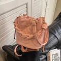 Rosa gesteppte Beuteltasche mit gewebtem Griff und Kordelzug für Damen - Rosa