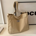 Bolso tote de lona beige con correa ajustable y etiqueta de moda de alta densidad - Blanco Roto