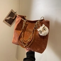 Braune Cord-Tragetasche mit goldener Kette und süßem weißem Eulen-Stoffanhänger - Dunkelbraun Mit Anhänger