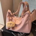 Borsa tote rosa in PU con tracolla regolabile e charm a pompon marrone da donna - Con Ornamento / Rosa