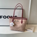 Sac fourre-tout en daim rose avec anses en cuir rouge et breloque étoile en peluche - Rose Avec Pendentif