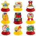 Set di 9 decorazioni a nido d'ape per i 100 giorni di scuola con scuolabus e mela - Decorazione a Nido d'Ape Tema 100 Giorni di Scuola (J-0159-01)