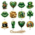 24-teiliges St. Patrick's Day Anhänger-Set mit Kleeblatt, Gnomen und Hanfseil-Bändern - 24-teiliges St. Patrick's Day Anhänger-Set (L-00399)