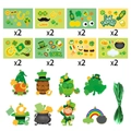 St. Patrick's Day DIY-Set mit Kleeblatt-Karten, Glücksbringern und grünen Aufhängebändern - St. Patrick's Day DIY Hängende Dekoration Set (Y-00497)