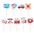 Lot de 9 accessoires de fête d'infirmière avec ambulance et stéthoscope pour décoration - Ensemble d'inserts de fête médicale (L-00278)