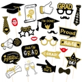 Accessori per foto di laurea neri e oro con cappelli glitterati, occhiali e cartelli - Set di Accessori Fotografici