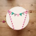 Mini ghirlanda topper per torta in feltro con bandiere rosa blu grigio e stella glitter - Rosa + Blu Chiaro + Grigio
