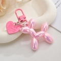 Portachiavi a forma di cane palloncino in acrilico rosa cangiante con ciondolo cuore - Cane Palloncino Perlato / Rosa