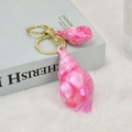 Llavero de caracola rosa perlada con anillo de metal dorado para bolso de mujer decor - Rosa