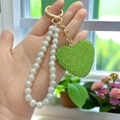Sparkling bright green rhinestone heart keychain with elegant white pearl bead strap - Pearl Chain Heart Pendant (With Phone Patch) / Fruit Green