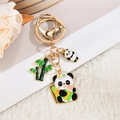 Porte-clés panda créatif en émail avec breloque bambou pour sacs finition dorée - Panda Artiste