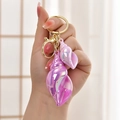 Porte-clés conque irisé aux tons violet et rose avec fermoir mousqueton doré élégant - Boucle en Or Clair + Grande et Petite Conque / Violet