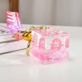 Portachiavi con sabbia liquida rosa con volpe e paillettes a stella nel cubo - Stile Cubo Rosa