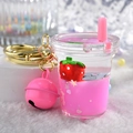 Portachiavi tazza tè alle fragole rosa con glitter e anello in metallo dorato - Tazza di Tè al Latte