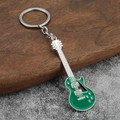 Portachiavi creativo a forma di chitarra elettrica verde laccato con anello metallico - Verde