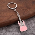 Kreativer rosa E-Gitarren Schlüsselanhänger aus Zinklegierung mit glanzpoliertem Ring - Rosa