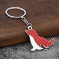Simpatico portachiavi a forma di foca rossa in lega di zinco con anello in metallo - Rosso