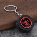 Rode velg band sleutelhanger van zwart rubber met zilverkleurige metalen ketting - Rood