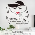 Muursticker met vrouw in strohoed profiel en citaat: Women are made to be loved - Vrouw Met Strohoed / 30*60cm (2 Vellen)