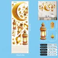 Detailansicht goldener Ramadan-Wandaufkleber mit Maßen und 35 Mond-Laternen-Teilen - Stil K09