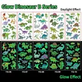 Tatuaggi temporanei luminosi di dinosauri per bambini con effetto fluorescente al buio - Dinosauri Luminosi Serie B (YG06-YG10) / 5 Fogli/Set