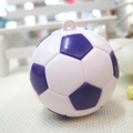 Portachiavi a forma di pallone da calcio viola e bianco per i fan della Coppa del Mondo - 3.8CM / Viola