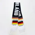 Détail de l'écharpe de supporter de l'Allemagne avec texte et franges blanches - Style Allemagne