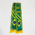 Écharpe de supporter du Brésil verte et jaune avec franges et motifs nationaux - Brésil