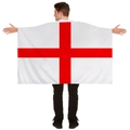 Male model displaying a large white and red England flag cape made of polyester fabric - England Flag (90*150cm-No Hood)