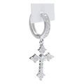 Dettaglio di orecchini a cerchio in argento con pendente a croce tempestato di zirconi - Ciondolo a Cerchio con Croce Completamente Incastonata / Pezzo Singolo / Argento