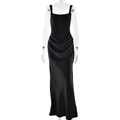 Detailliertes Korsett-Mieder mit eleganter Raffung an einem schwarzen Satin-Abendkleid - S / Schwarz