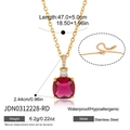 Collana in acciaio inossidabile placcato oro 18k con ciondolo in zircone rosso quadrato - Stile Pendente Pietra Preziosa Quadrata Rossa (JDN0312228-RD)