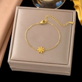 Gold stainless steel daisy charm bracelet with adjustable O-link chain and lobster clasp - Daisy Bracelet / 10mm / Gold