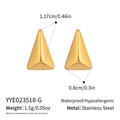 Dettaglio orecchini a triangolo dorati con specifiche di dimensioni e materiali - Oro (YYE023518-G)