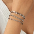 Dreiteiliges silbernes Edelstahl-Armband-Set mit Panzer-, Seil- und Büroklammerkette-Stil - Silber Armband Dreier-Set Figaro Weizen (B2098)