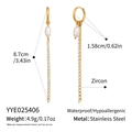 Detail van afmetingen en materiaal van goudkleurige parel- en zirkonia-oorbellen - Zirconia Ketting Kwastje Parel Oorknoppen (YYE025406)