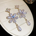 Eleganti orecchini a fiore di perla in stile vintage con accenti in zircone e pendenti a goccia - Stile Fiore di Perla in Fiore (15#)